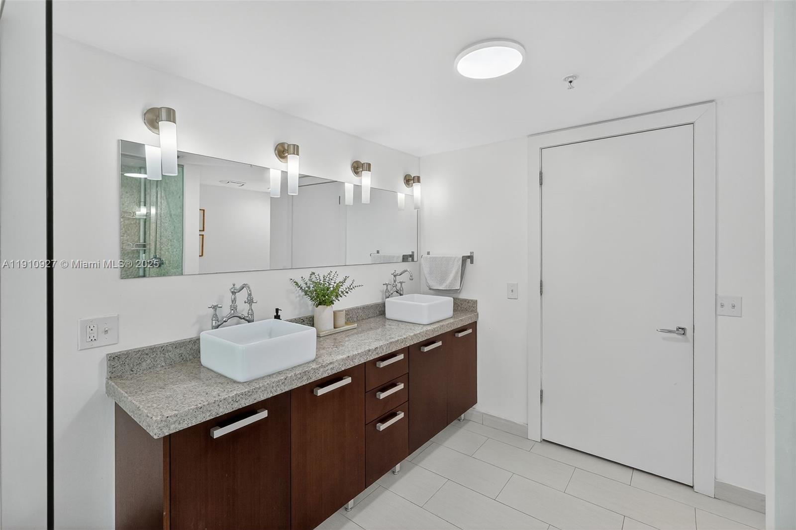 720 NE 62nd St #311 Miami, FL 33138