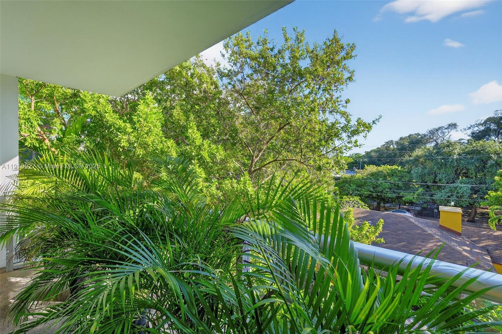 720 NE 62nd St #311 Miami, FL 33138