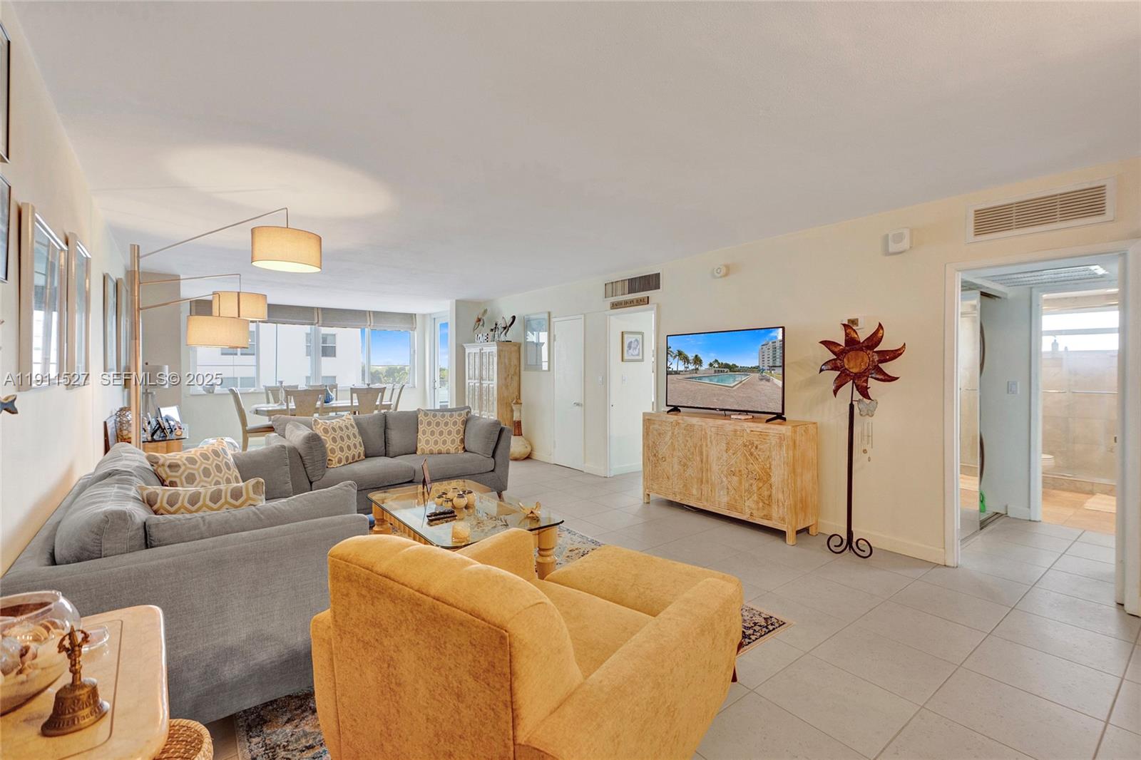 5005 Collins Ave #608 Miami Beach, FL 33140