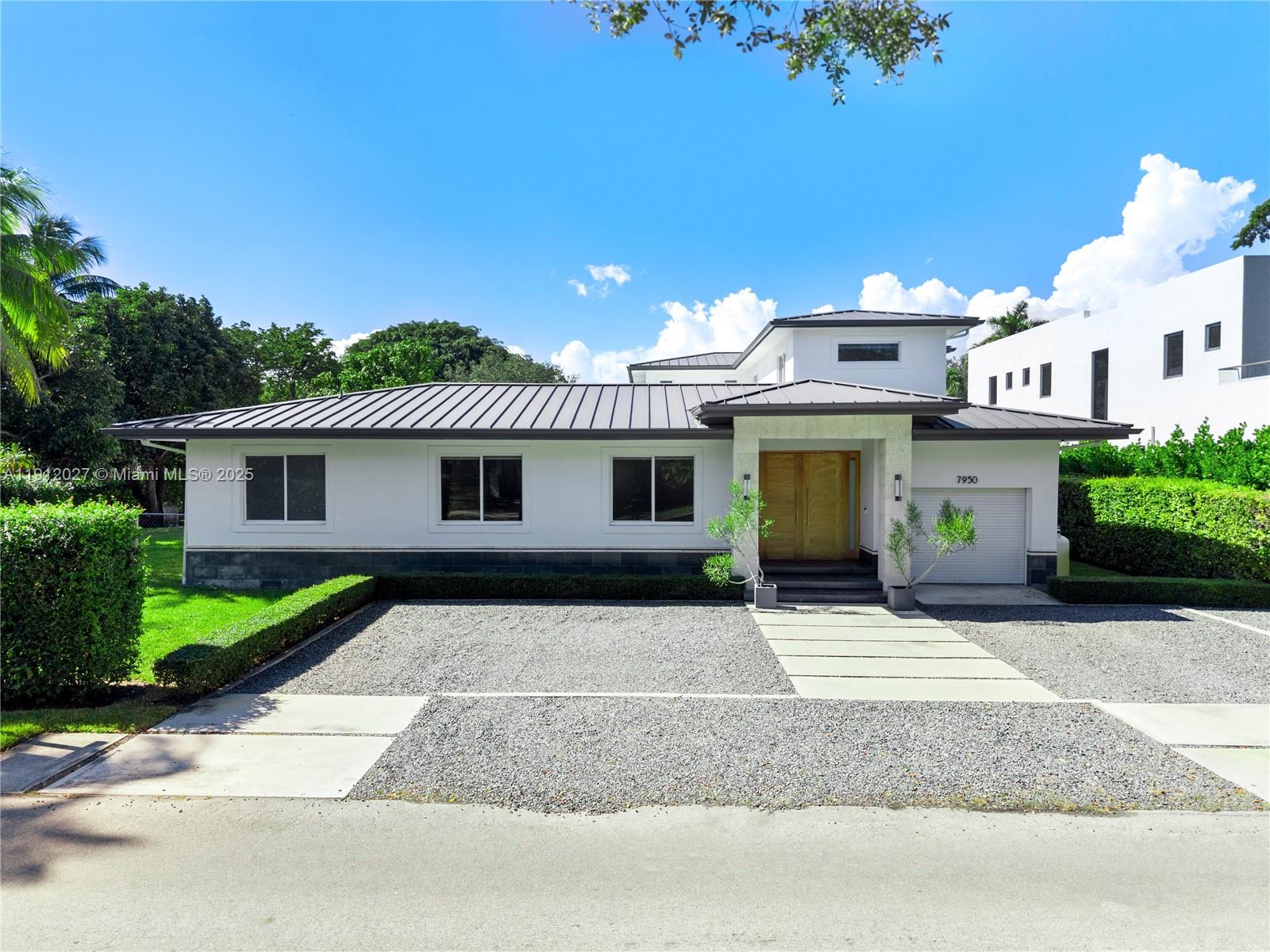 7950 SW 54th Ave Miami, FL 33143