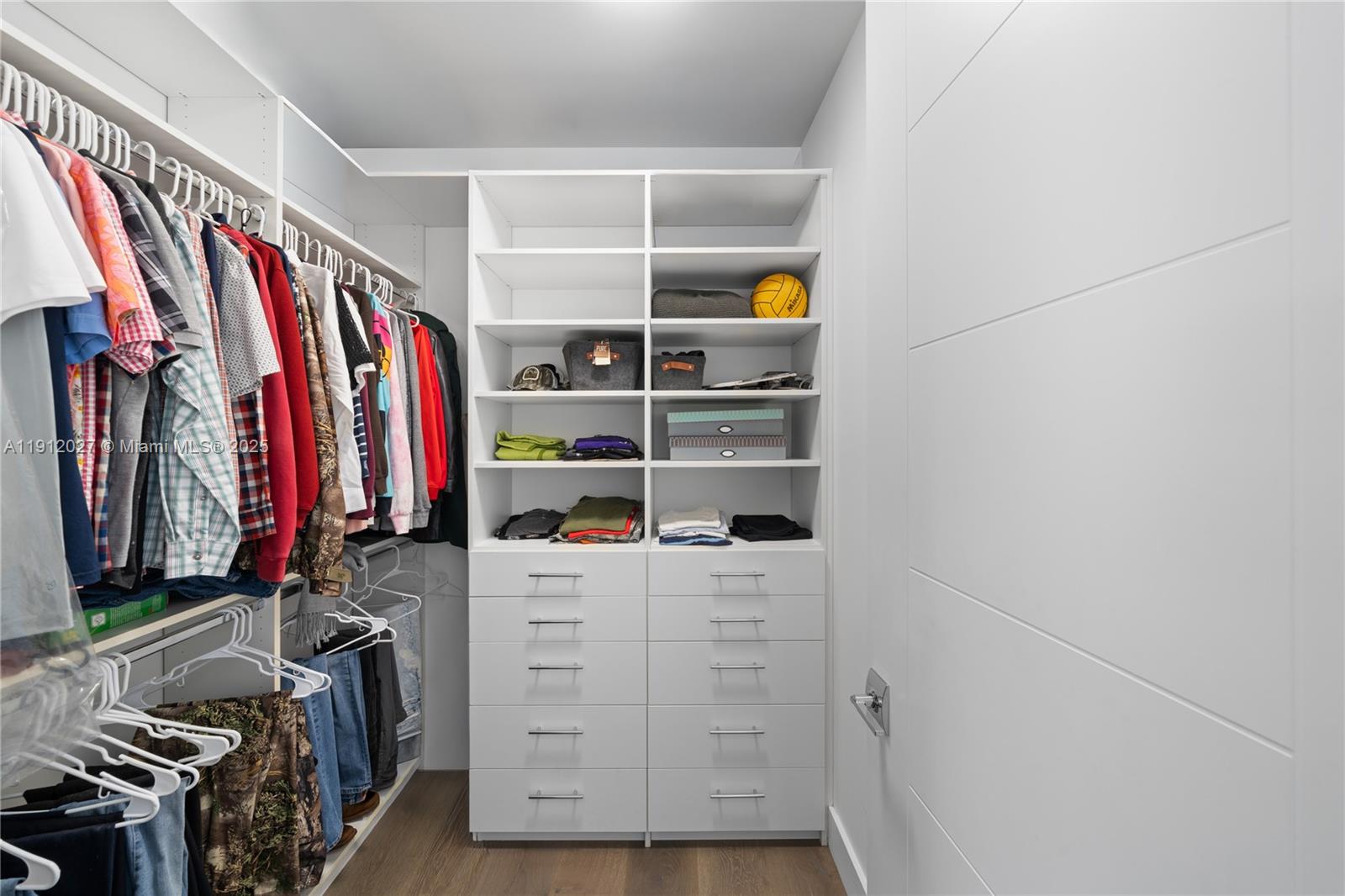 7950 SW 54th Ave Miami, FL 33143