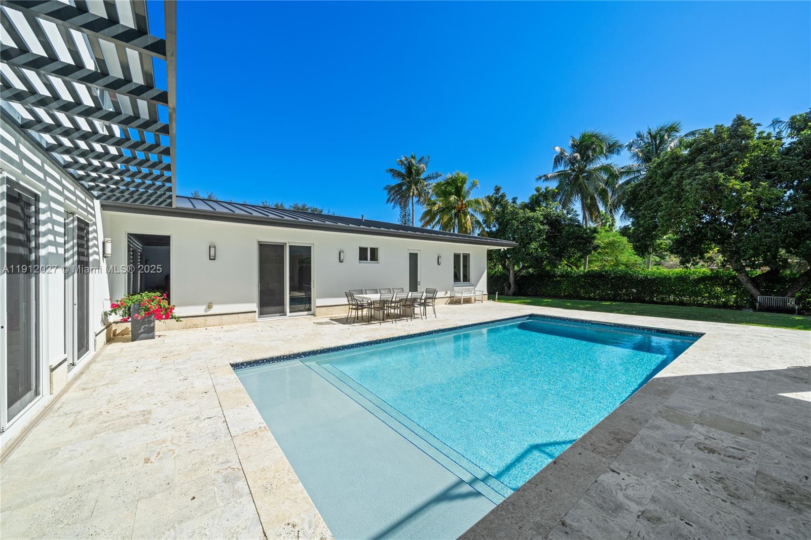 7950 SW 54th Ave Miami, FL 33143