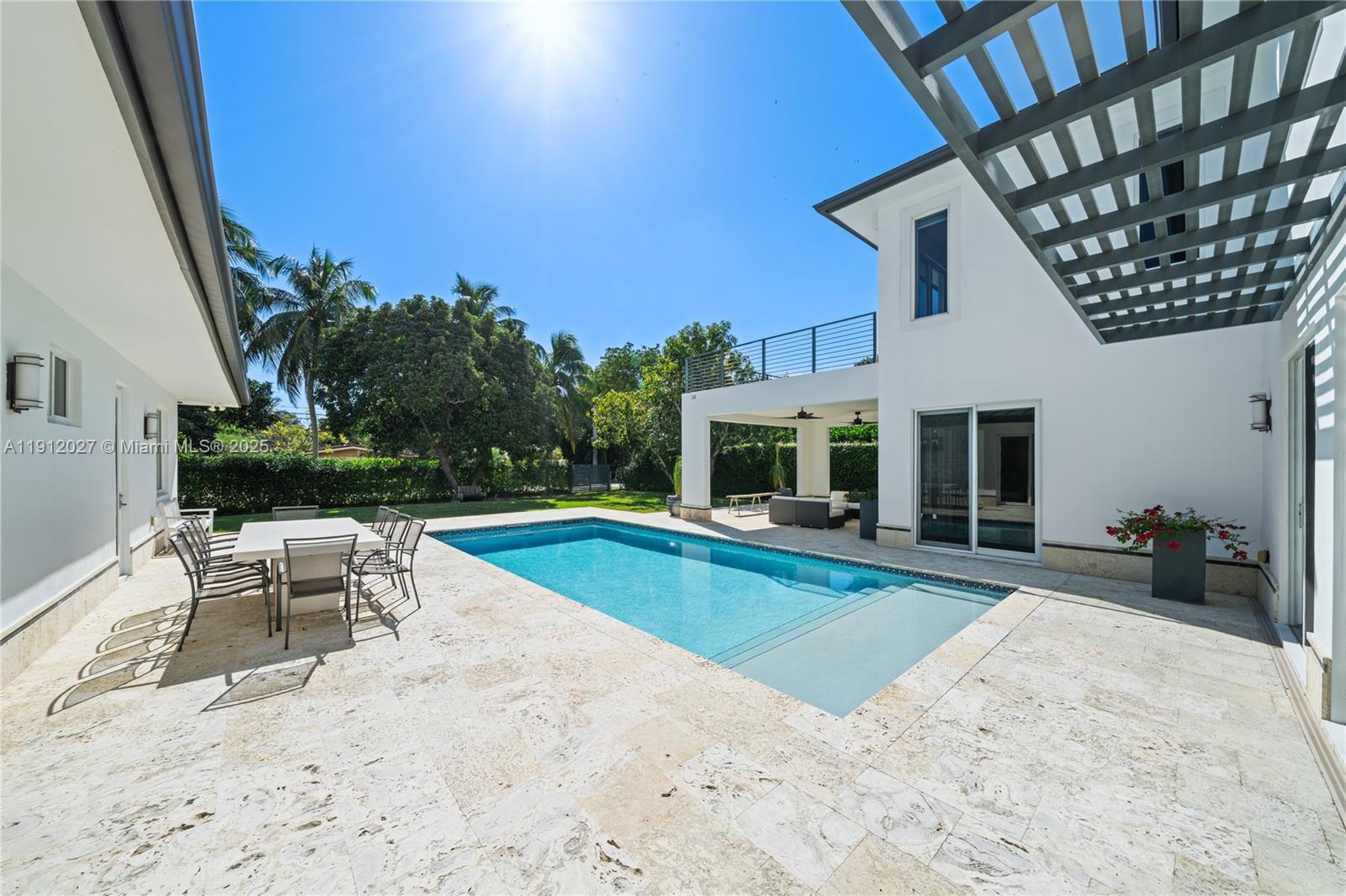 7950 SW 54th Ave Miami, FL 33143