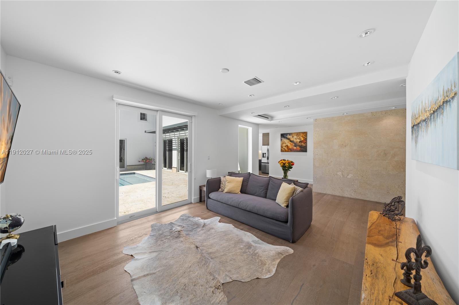 7950 SW 54th Ave Miami, FL 33143