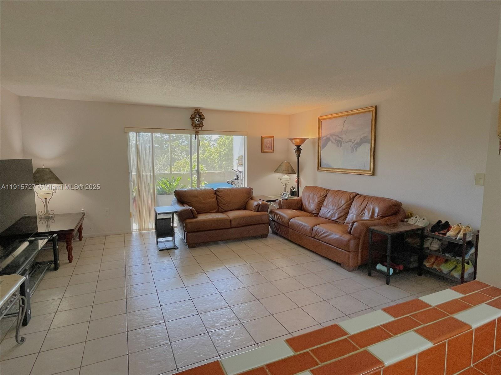 6904 N Kendall Dr #F408 Pinecrest, FL 33156