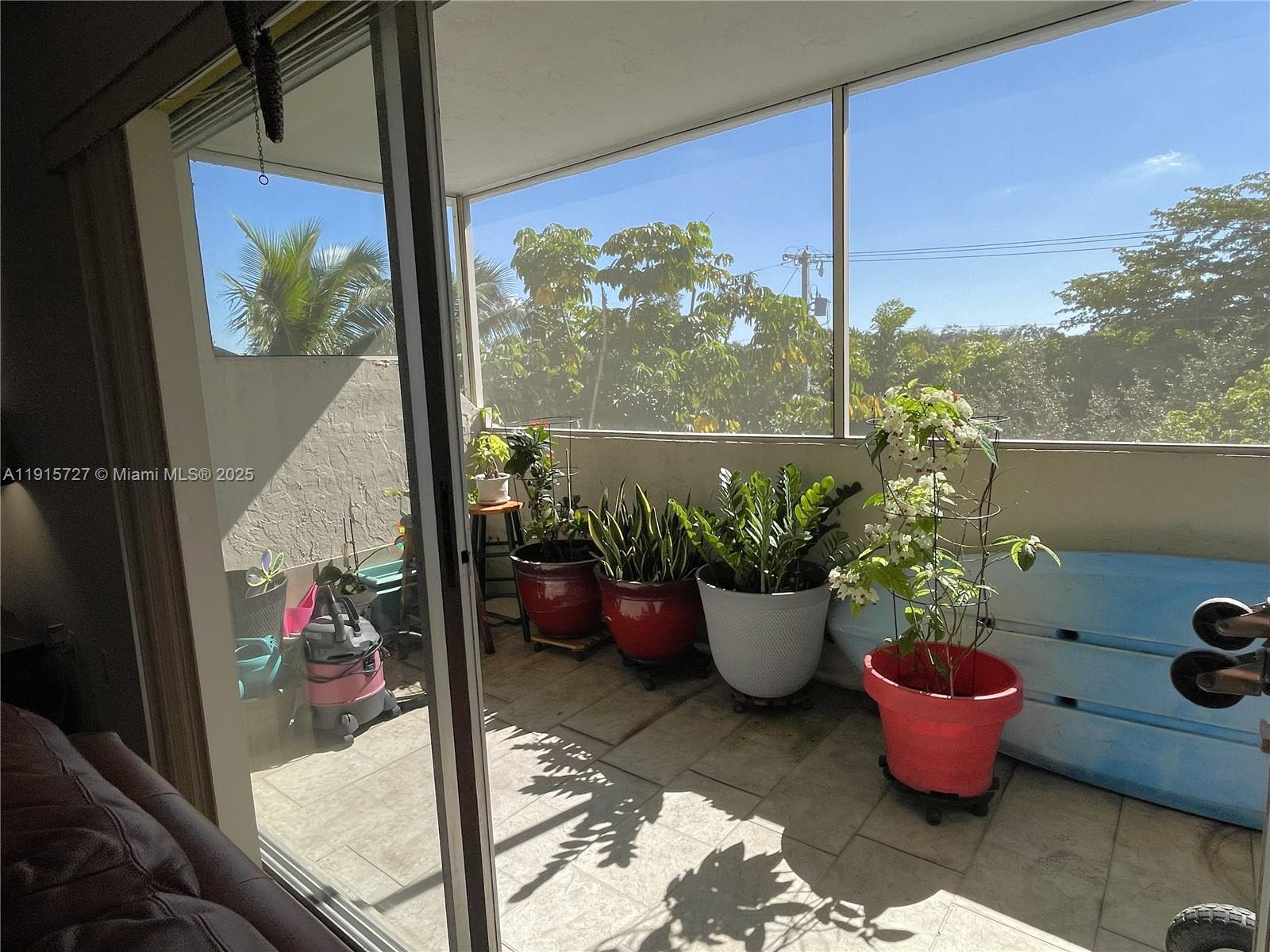 6904 N Kendall Dr #F408 Pinecrest, FL 33156