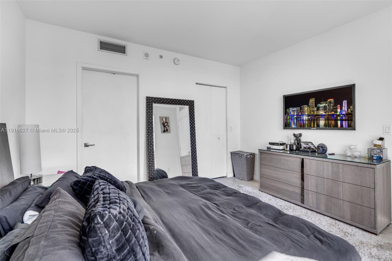 image Brickell Heights13