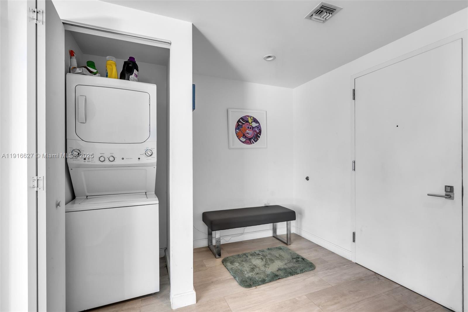 image Brickell Heights3