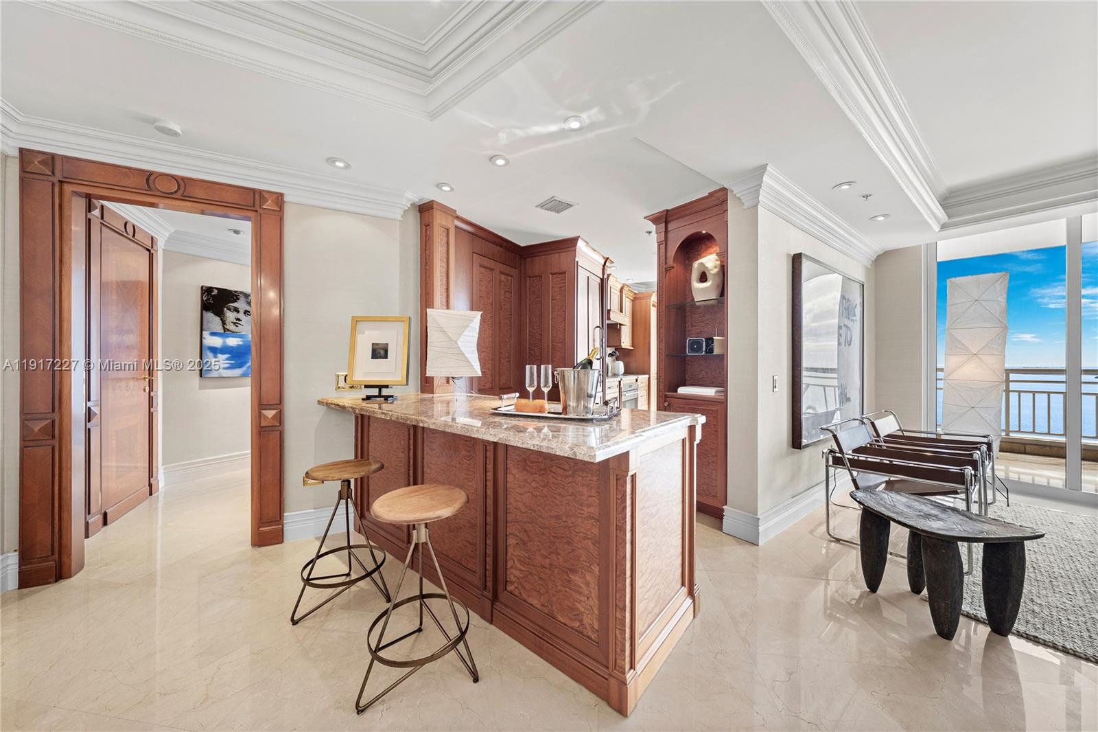 808 Brickell Key Dr #1802 Miami, FL 33131