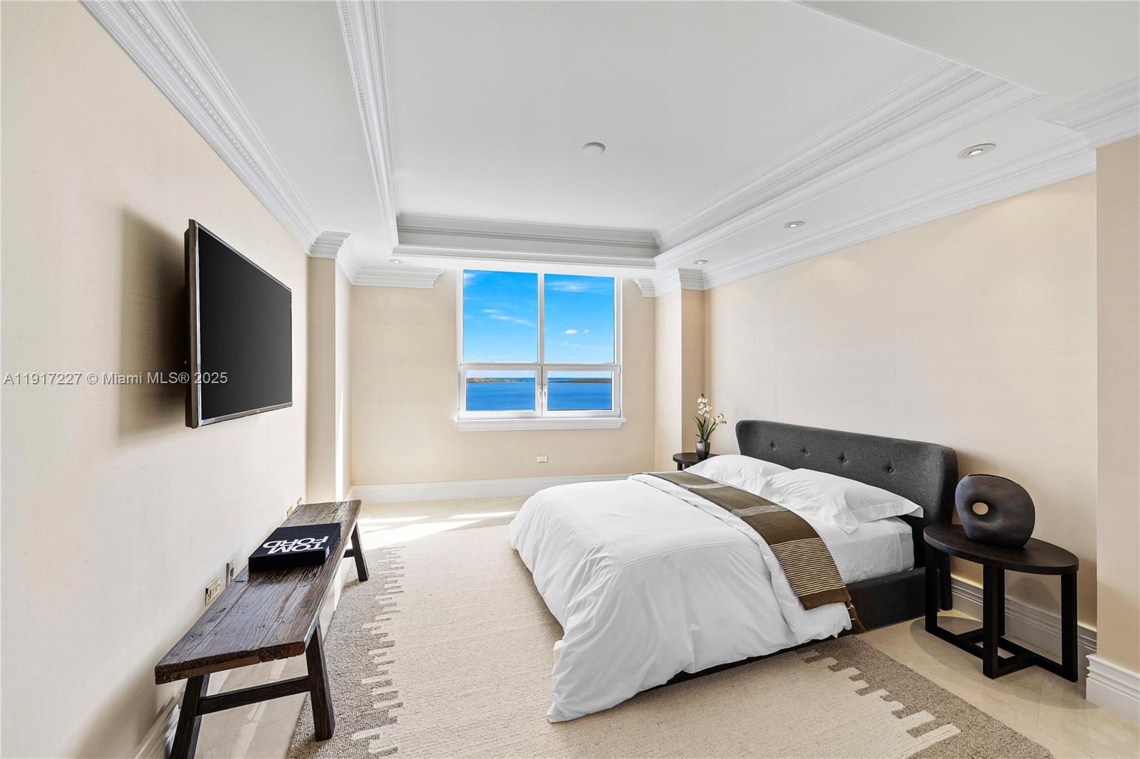 808 Brickell Key Dr #1802 Miami, FL 33131