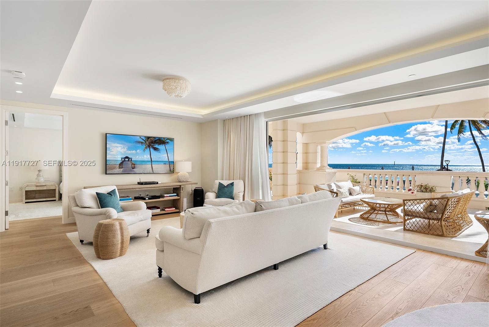 7916 Fisher Is Dr #7916 Miami Beach, FL 33109