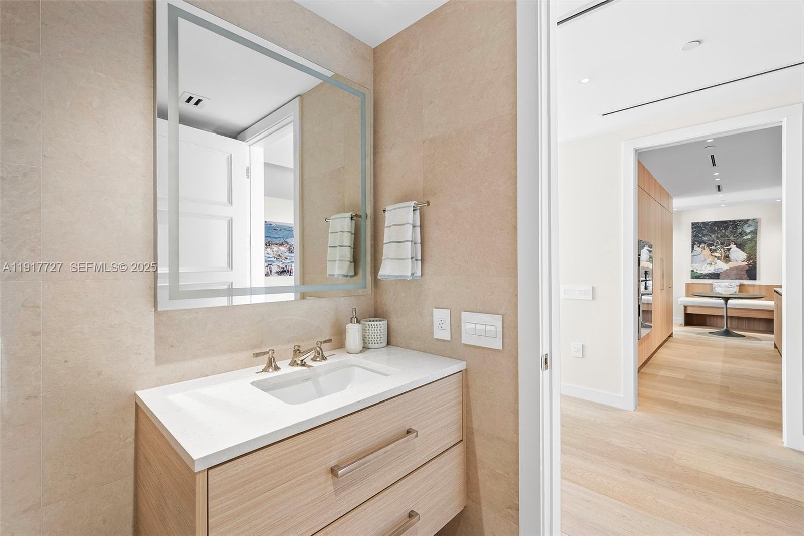 7916 Fisher Is Dr #7916 Miami Beach, FL 33109