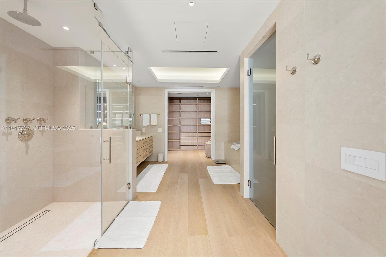 7916 Fisher Is Dr #7916 Miami Beach, FL 33109