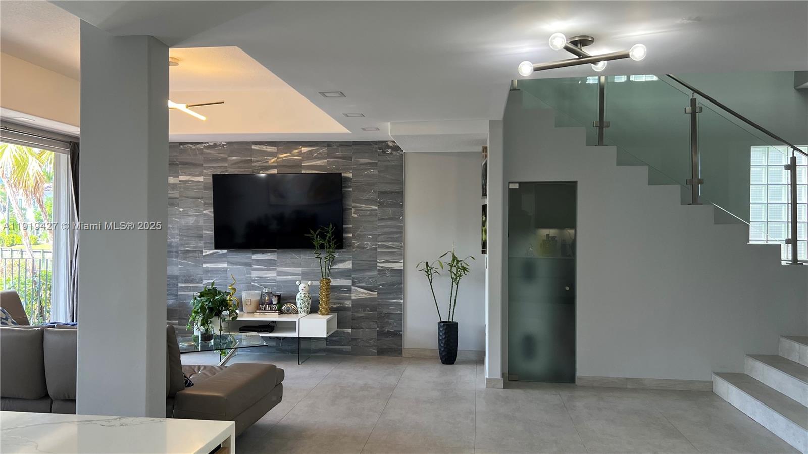 20740 NE 32nd Pl Aventura, FL 33180