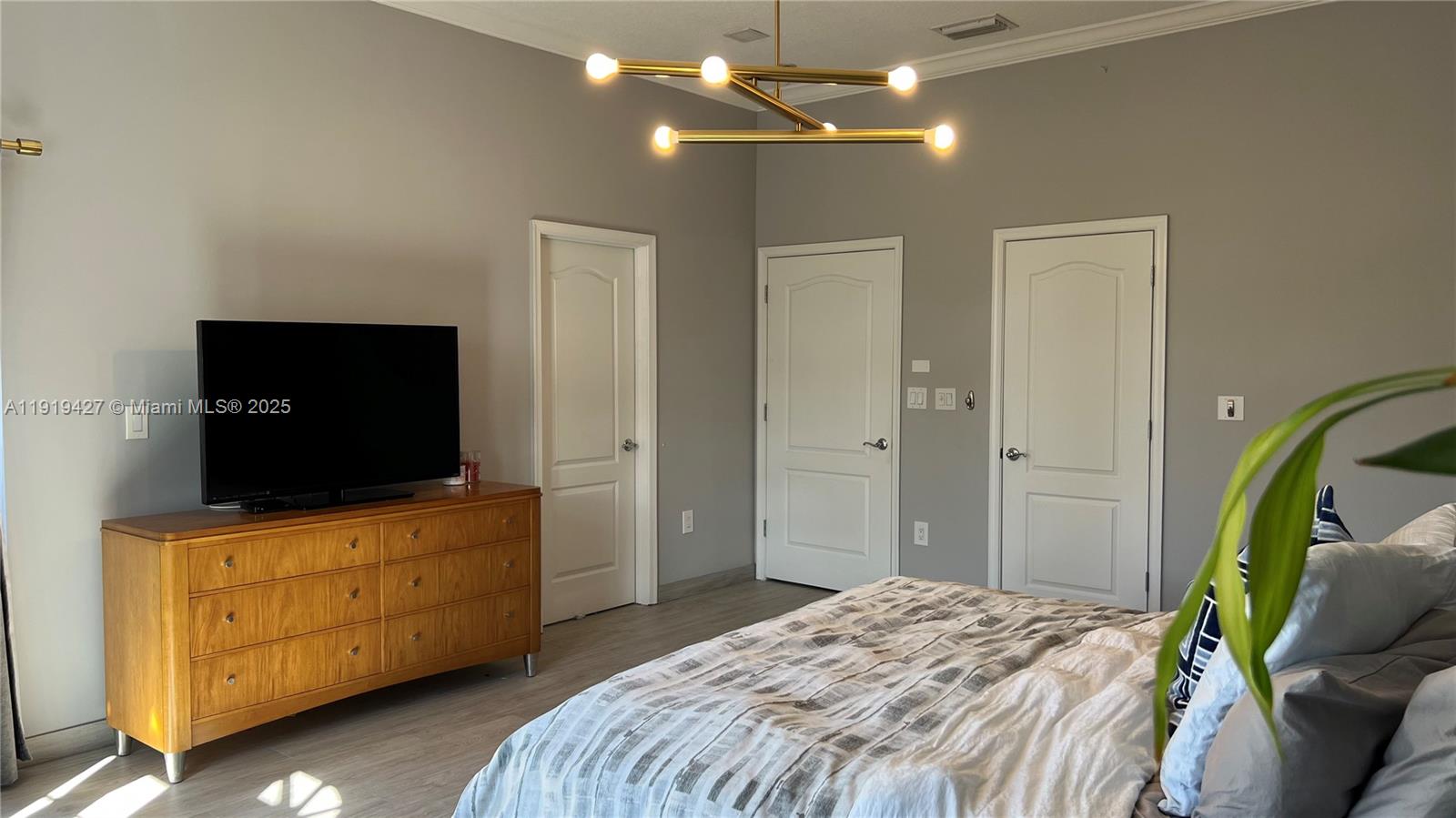 20740 NE 32nd Pl Aventura, FL 33180