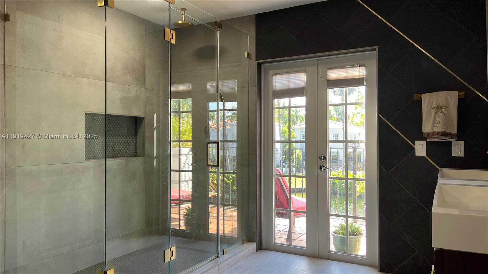 20740 NE 32nd Pl Aventura, FL 33180