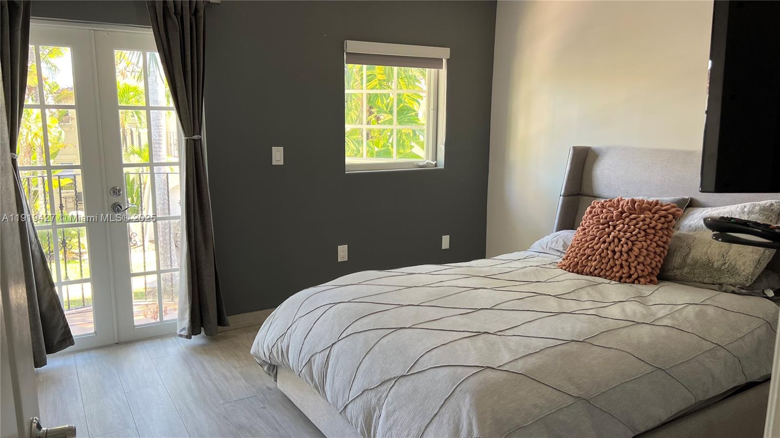 20740 NE 32nd Pl Aventura, FL 33180