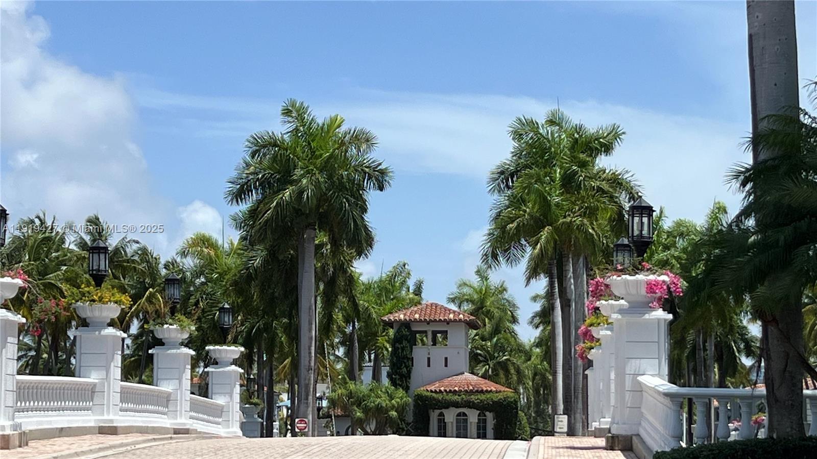 20740 NE 32nd Pl Aventura, FL 33180