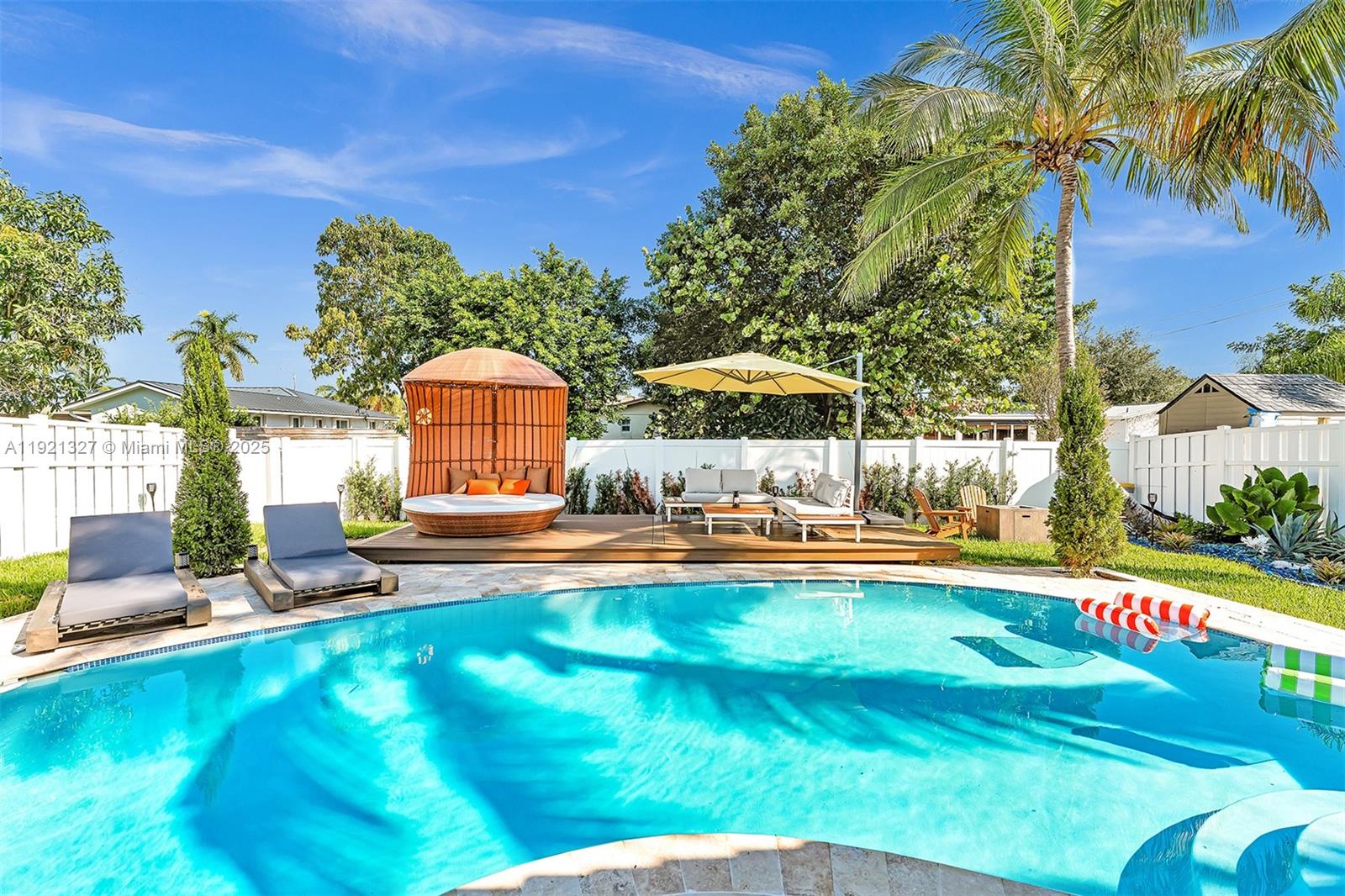 5005 Johnson St Hollywood, FL 33021