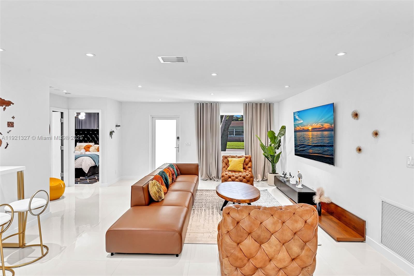 5005 Johnson St Hollywood, FL 33021