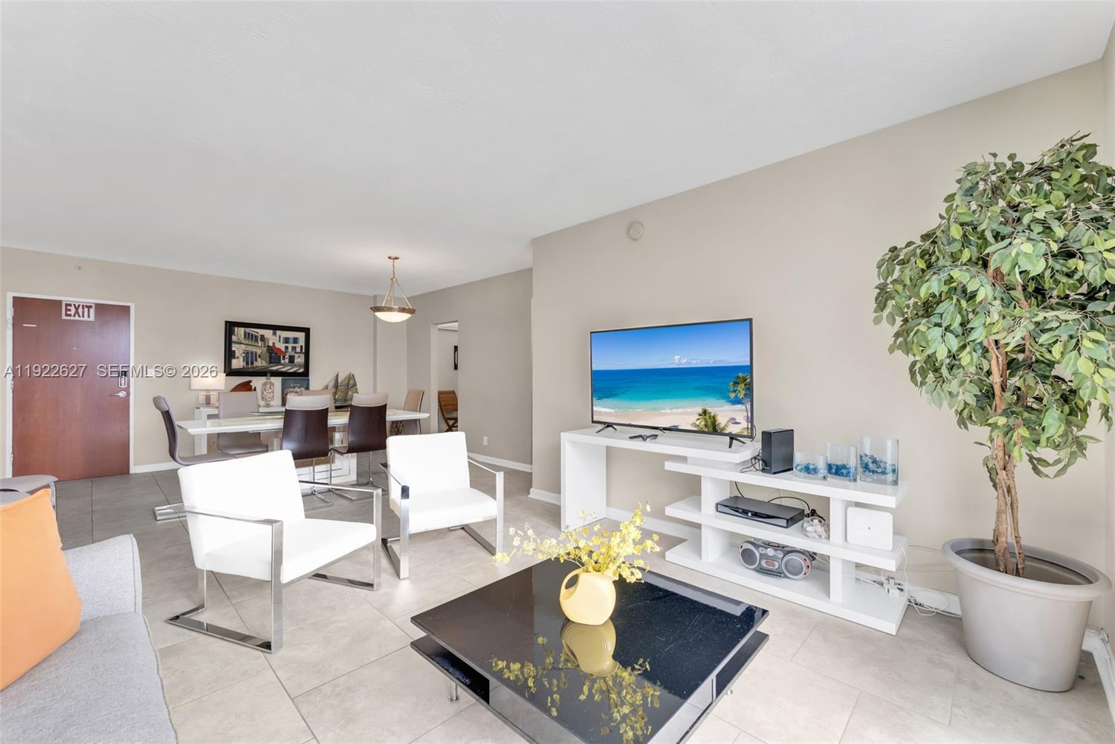 3801 S Ocean Dr #7V Hollywood, FL 33019