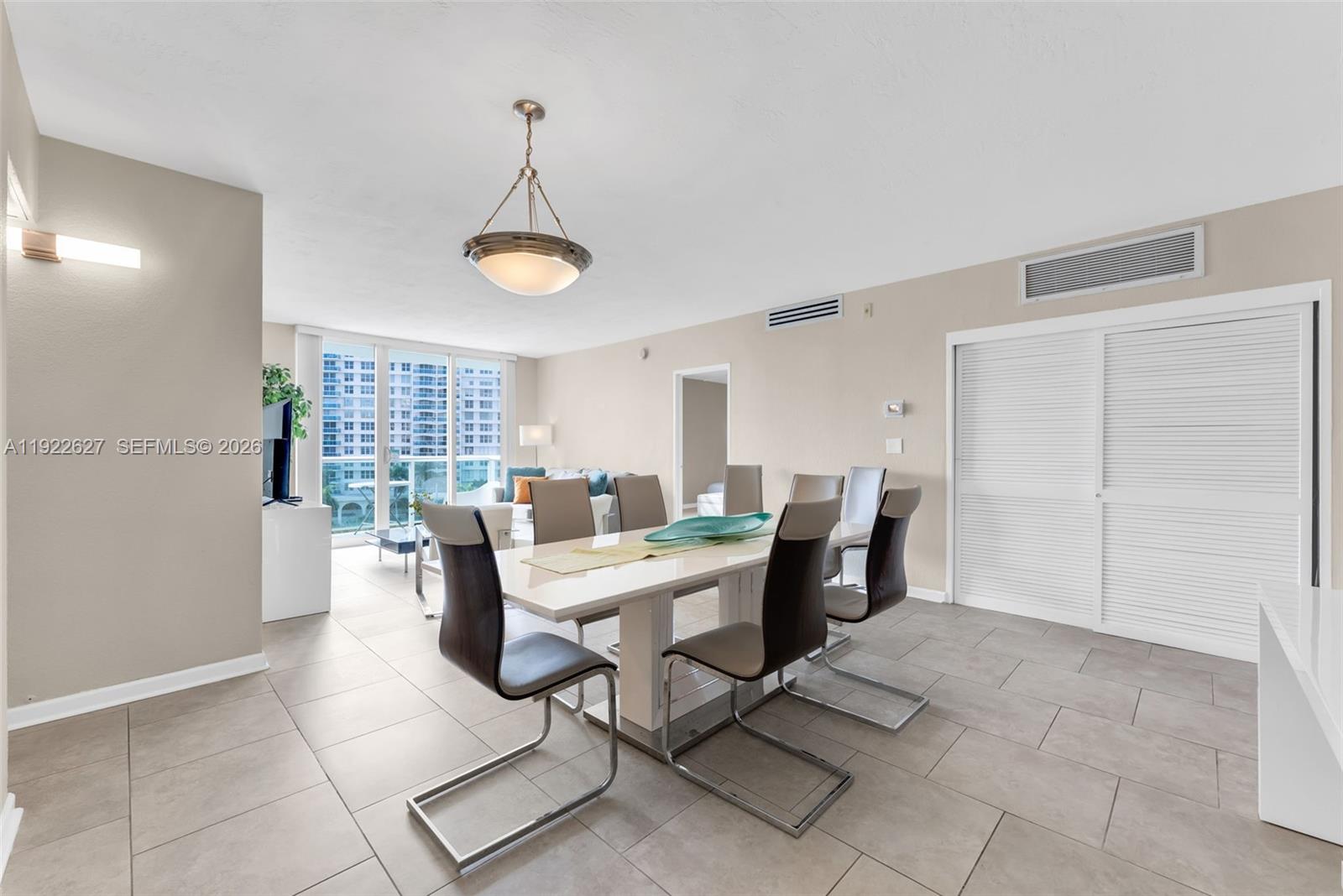 3801 S Ocean Dr #7V Hollywood, FL 33019
