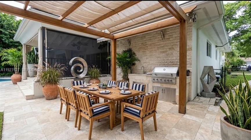 100 S Prospect Dr Coral Gables, FL 33133