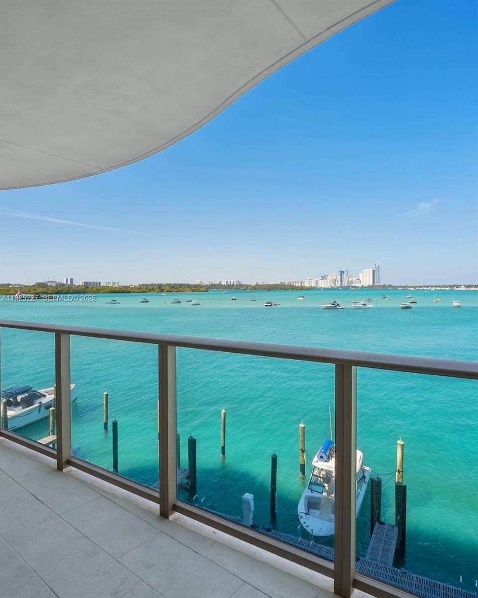 1135 E 103rd St #402 Bay Harbor Islands, FL 33154