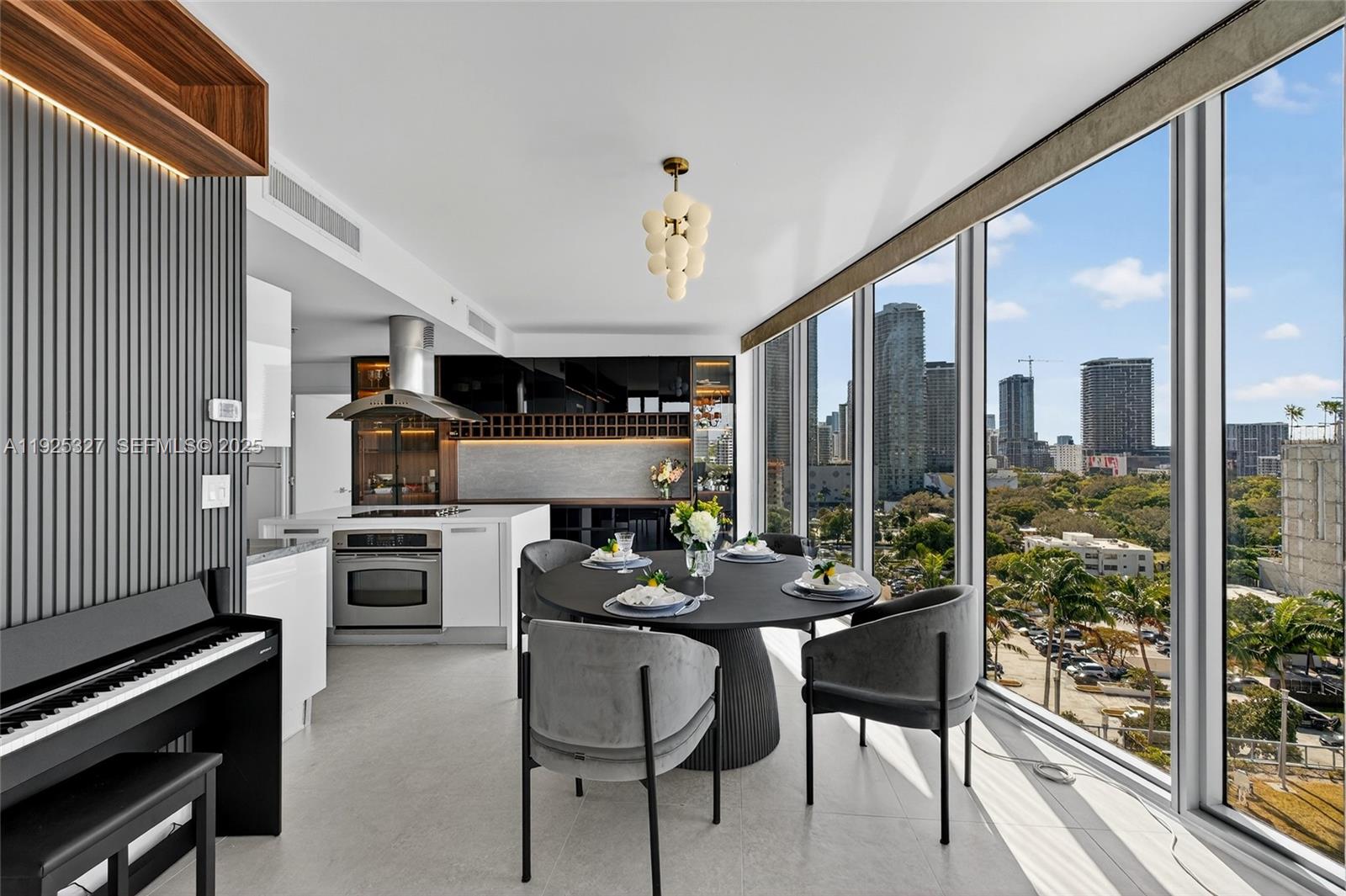 601 NE 36th St #1101 Miami, FL 33137