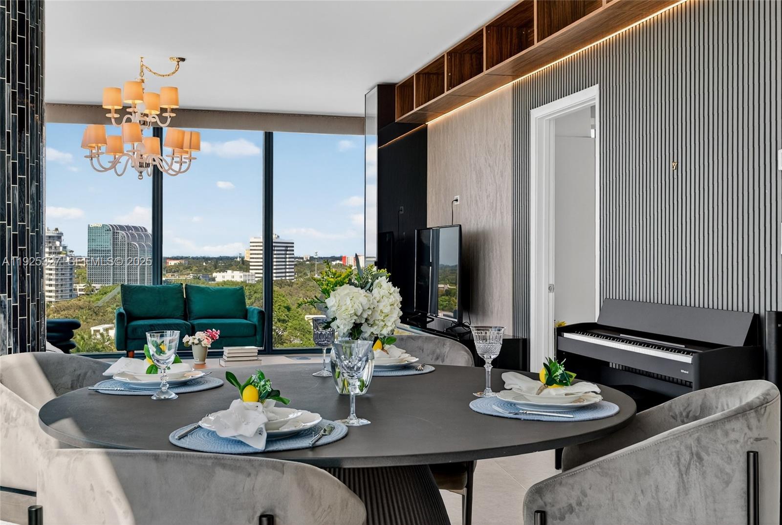 601 NE 36th St #1101 Miami, FL 33137