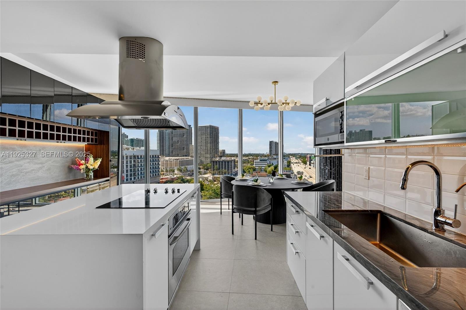 601 NE 36th St #1101 Miami, FL 33137