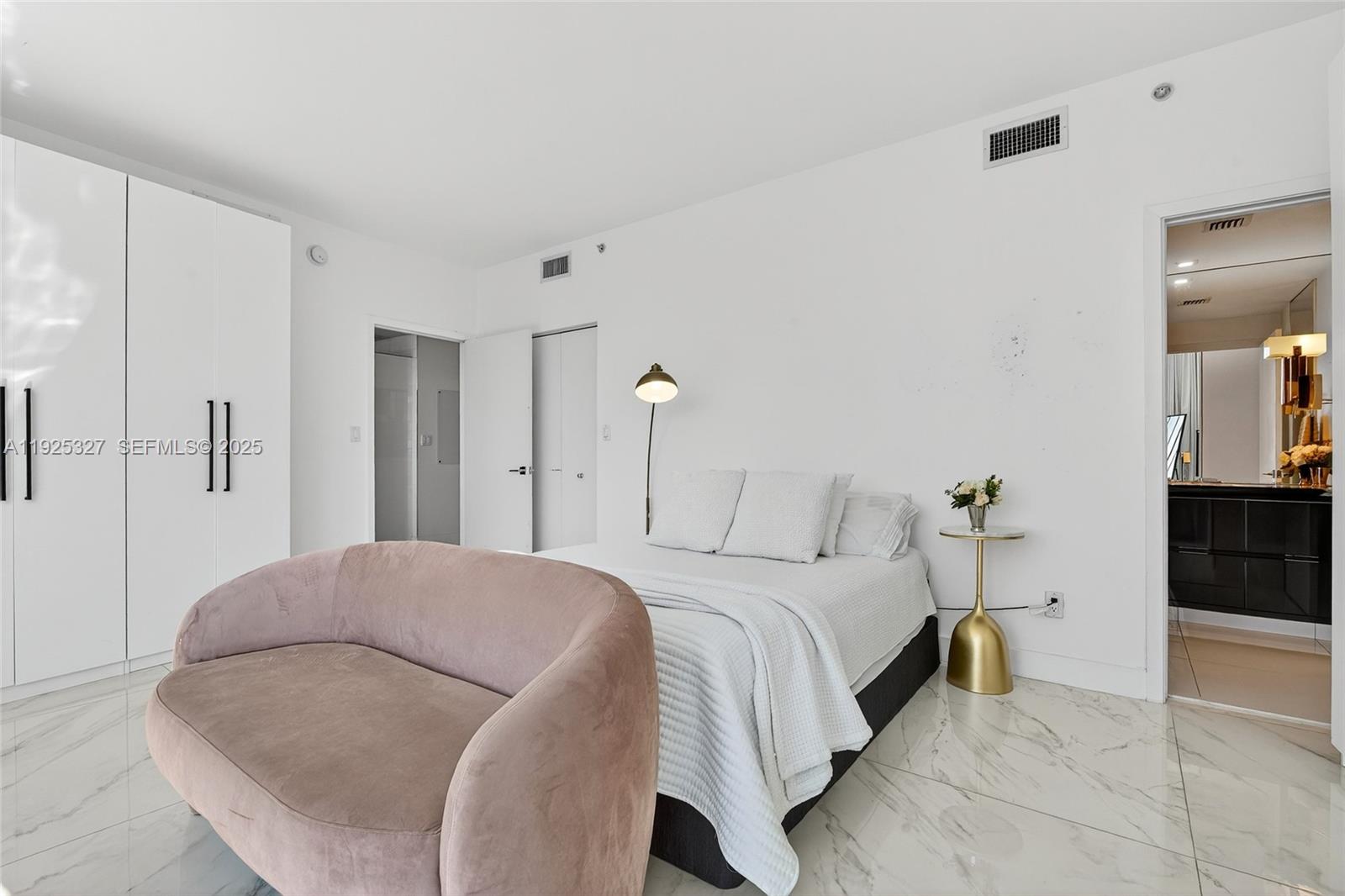 601 NE 36th St #1101 Miami, FL 33137