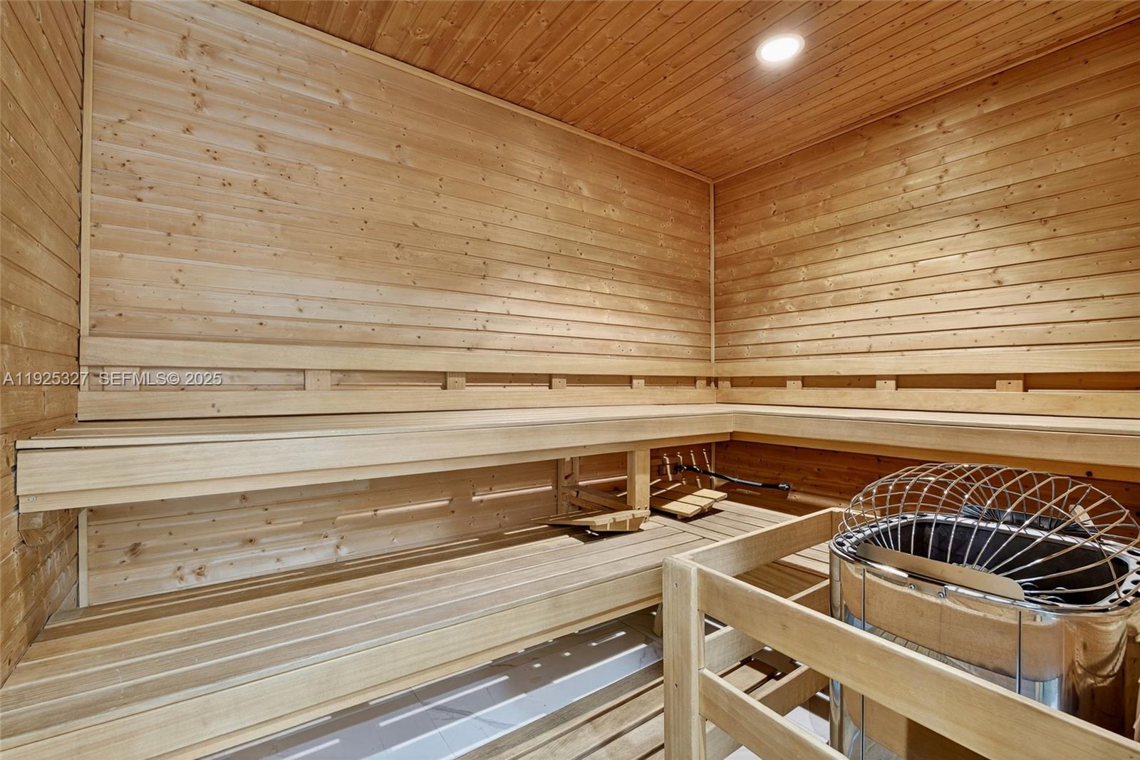 601 NE 36th St #1101 Miami, FL 33137