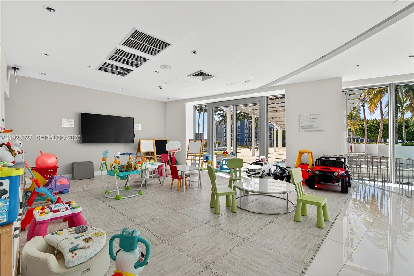 601 NE 36th St #1101 Miami, FL 33137