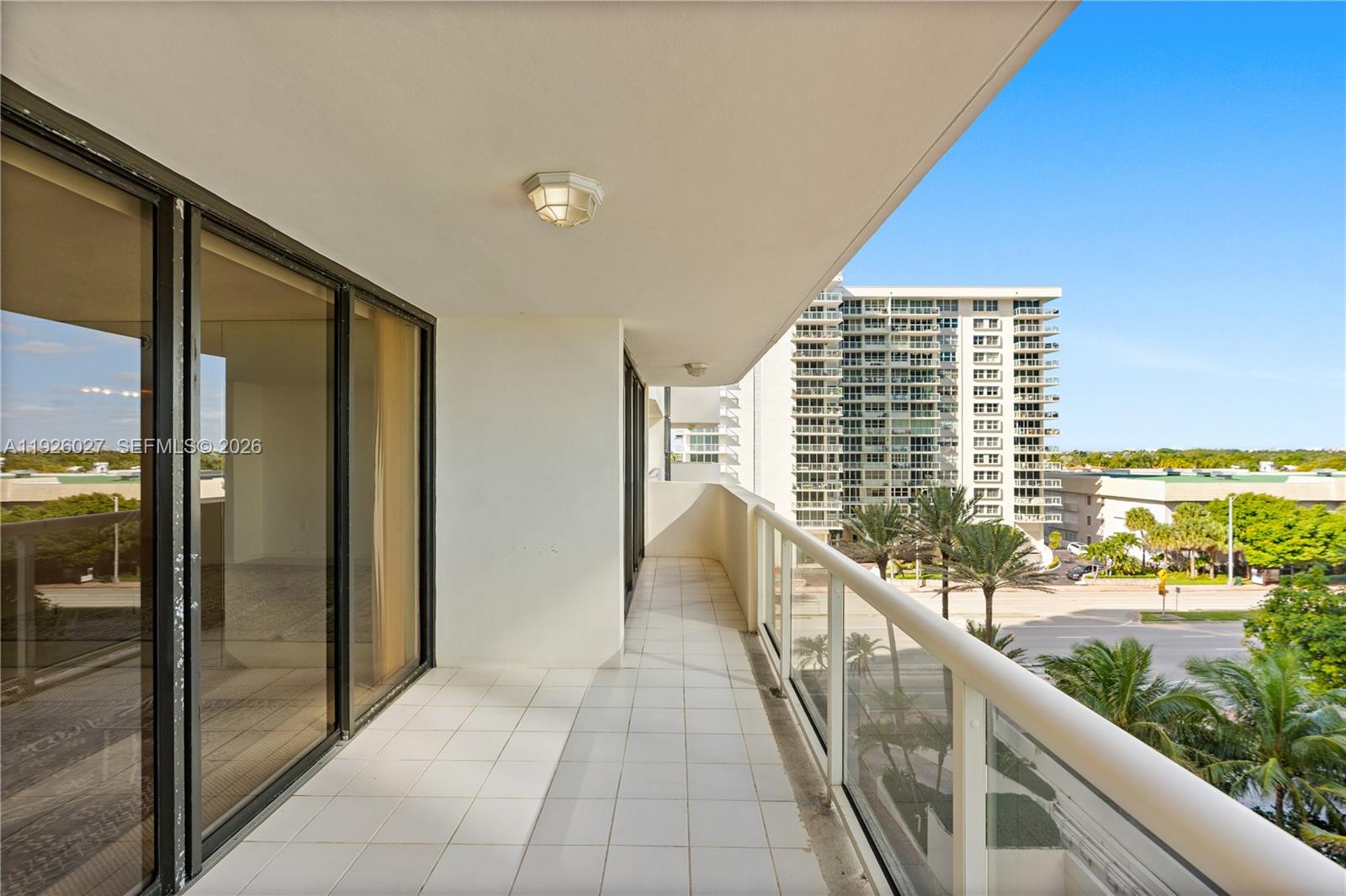 5757 Collins Ave #707 Miami Beach, FL 33140