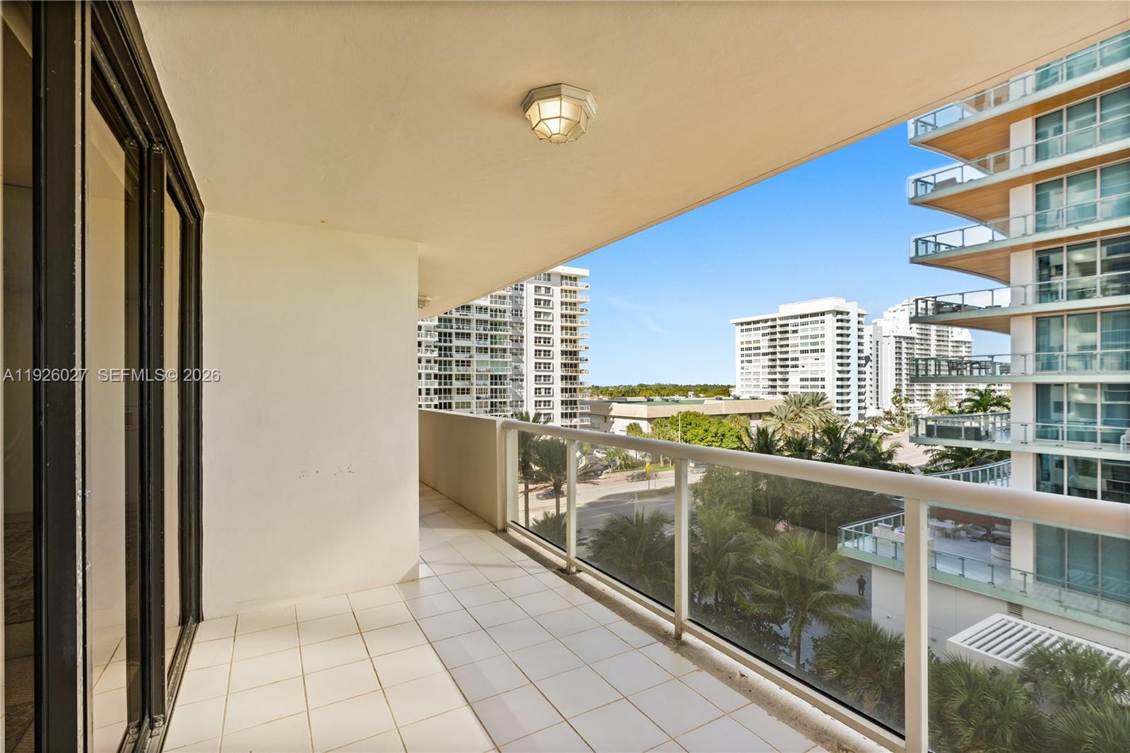 5757 Collins Ave #707 Miami Beach, FL 33140