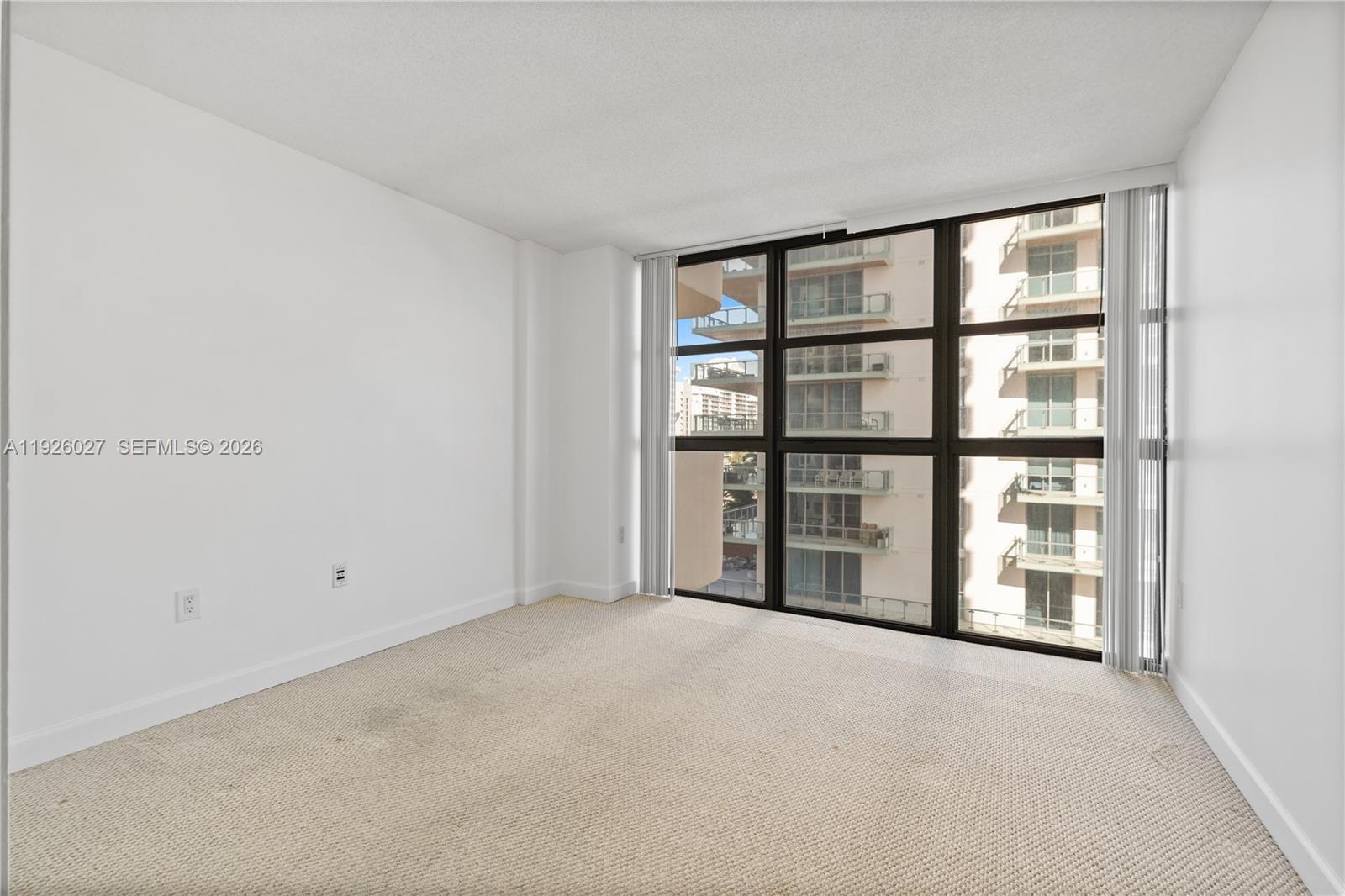 5757 Collins Ave #707 Miami Beach, FL 33140
