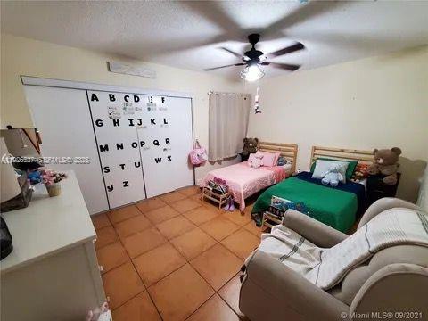 14927 SW 89th St #14927 Miami, FL 33196