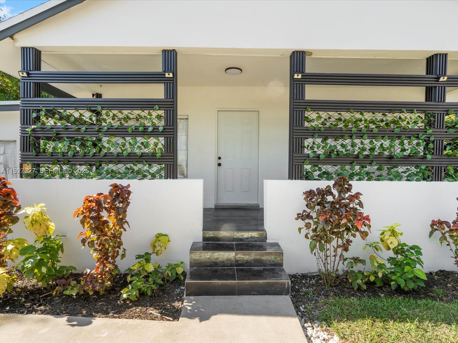 6318 NW 19th Ct Miami, FL 33147