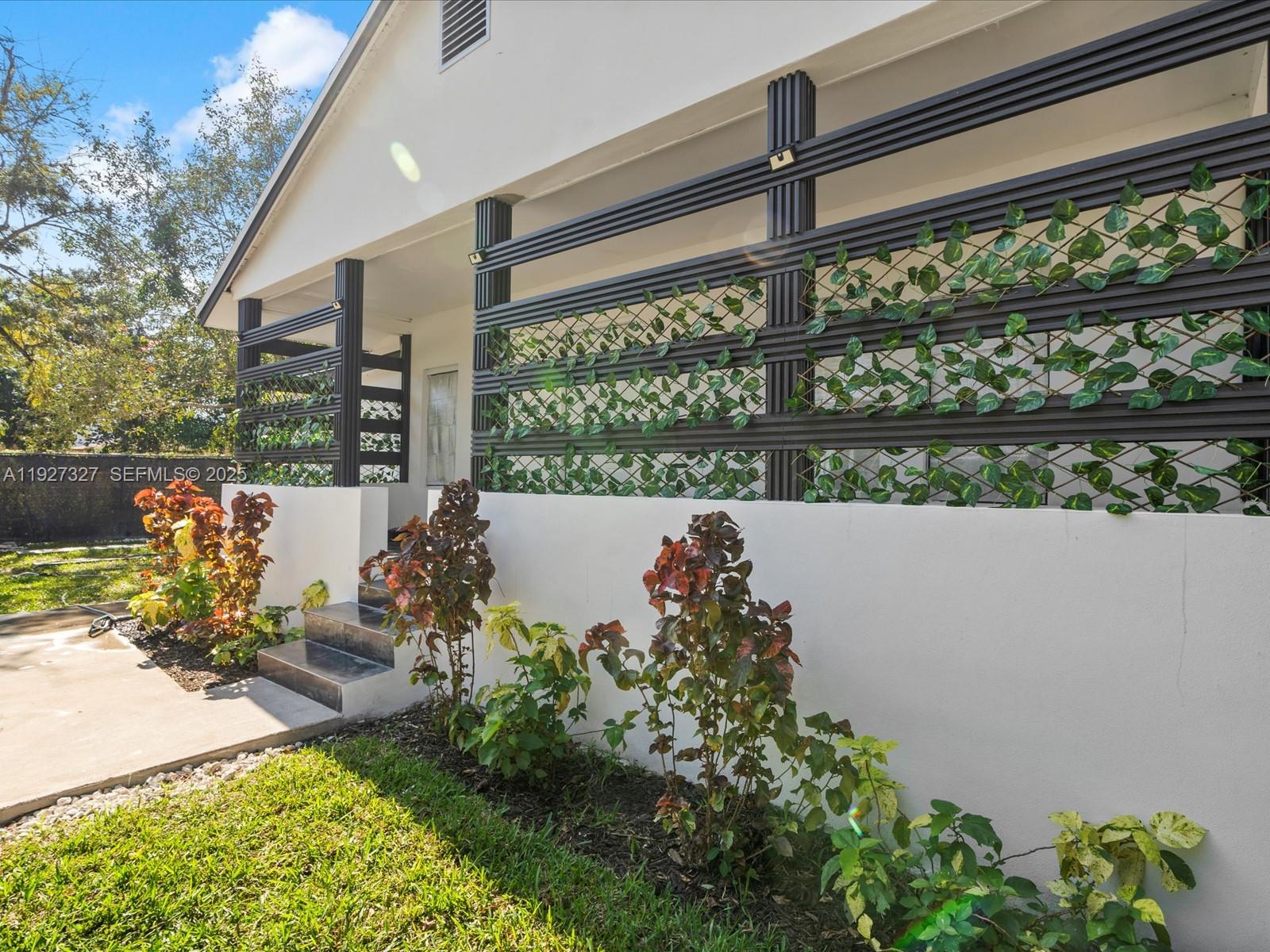 6318 NW 19th Ct Miami, FL 33147