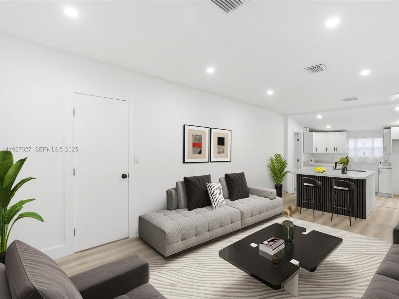 6318 NW 19th Ct Miami, FL 33147