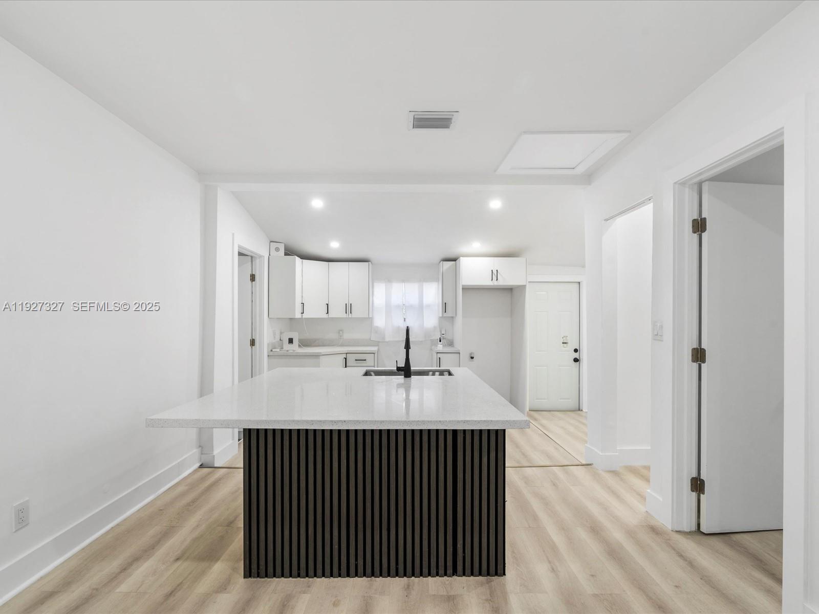 6318 NW 19th Ct Miami, FL 33147