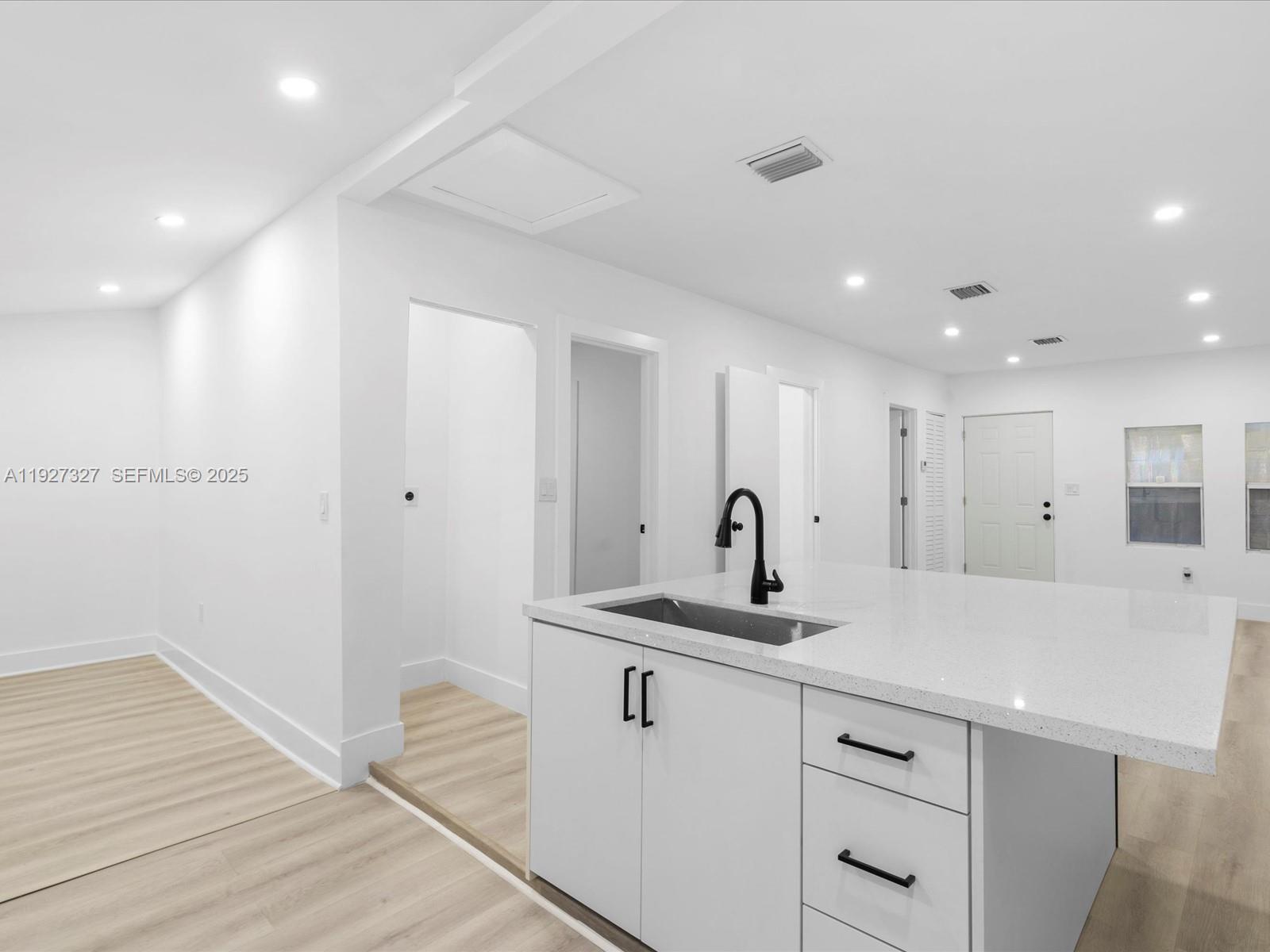 6318 NW 19th Ct Miami, FL 33147