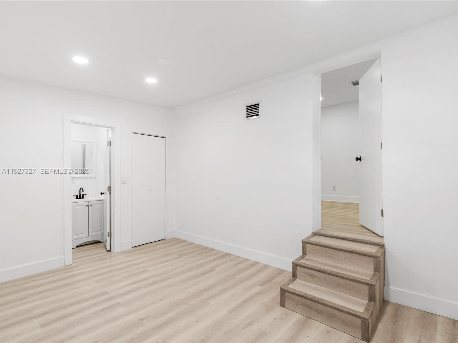 6318 NW 19th Ct Miami, FL 33147