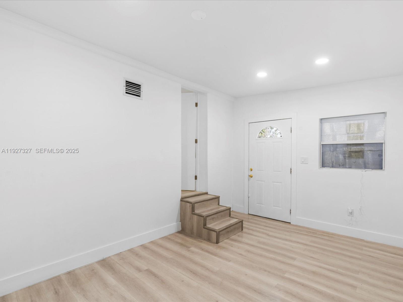 6318 NW 19th Ct Miami, FL 33147