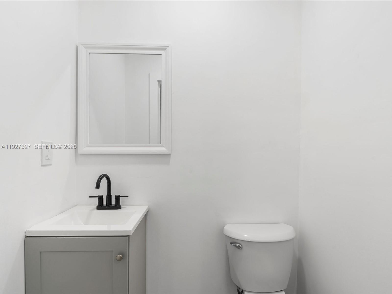 6318 NW 19th Ct Miami, FL 33147