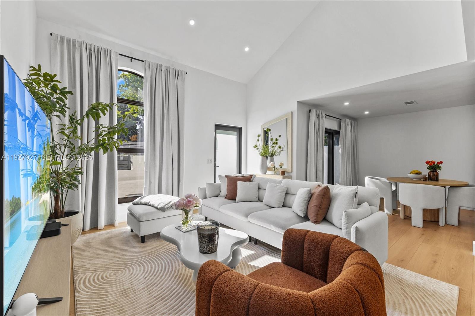 21216 Harbor Way #158-15 Aventura, FL 33180