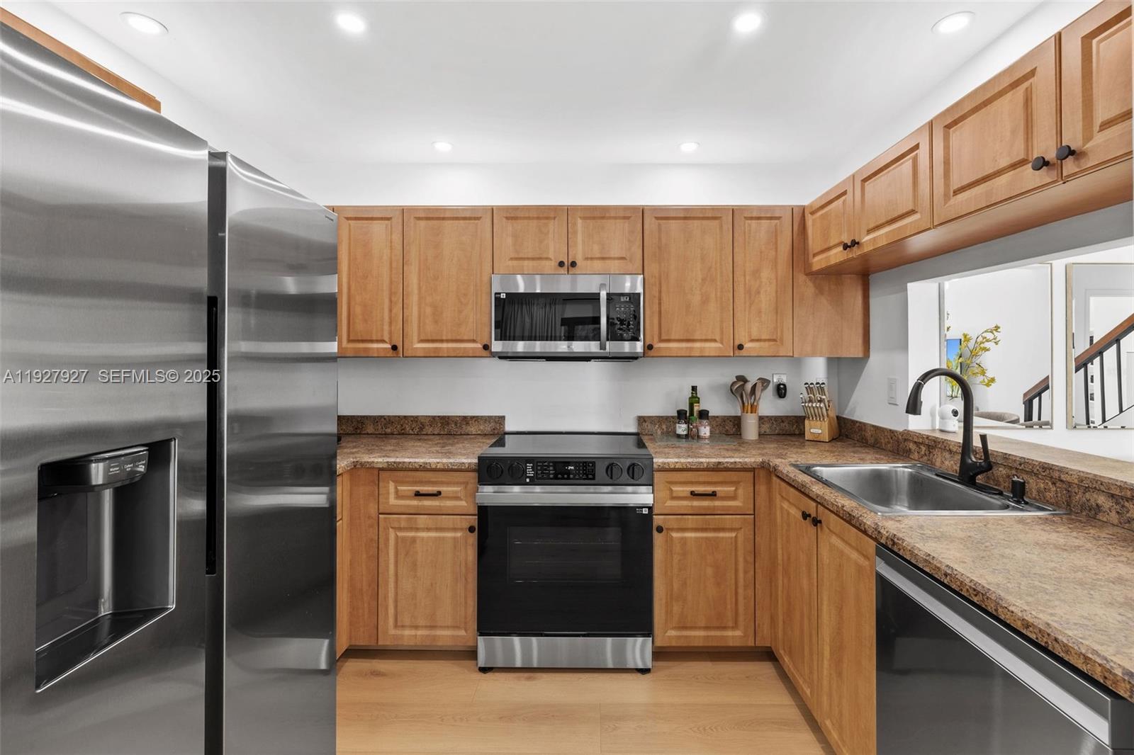 21216 Harbor Way #158-15 Aventura, FL 33180