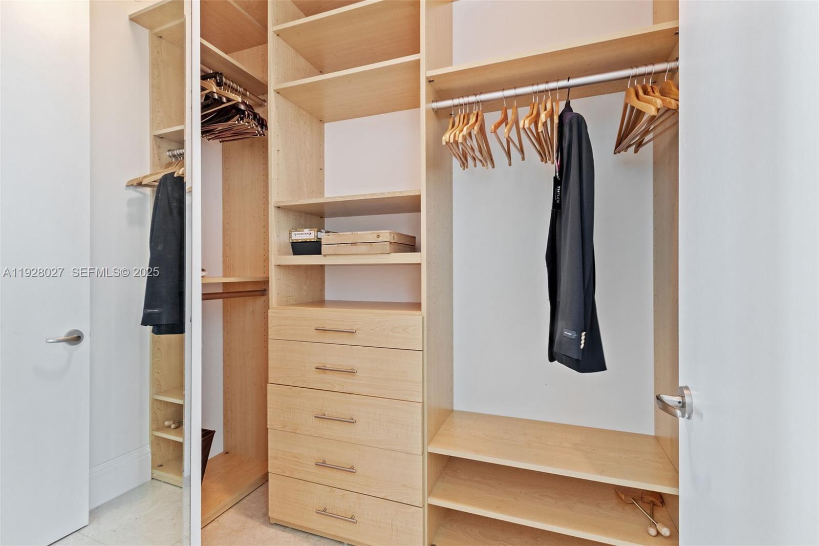 900 Brickell Key Blvd #2002 Miami, FL 33131