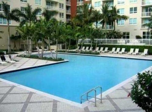 2001 Biscayne Blvd #2608 Miami, FL 33137